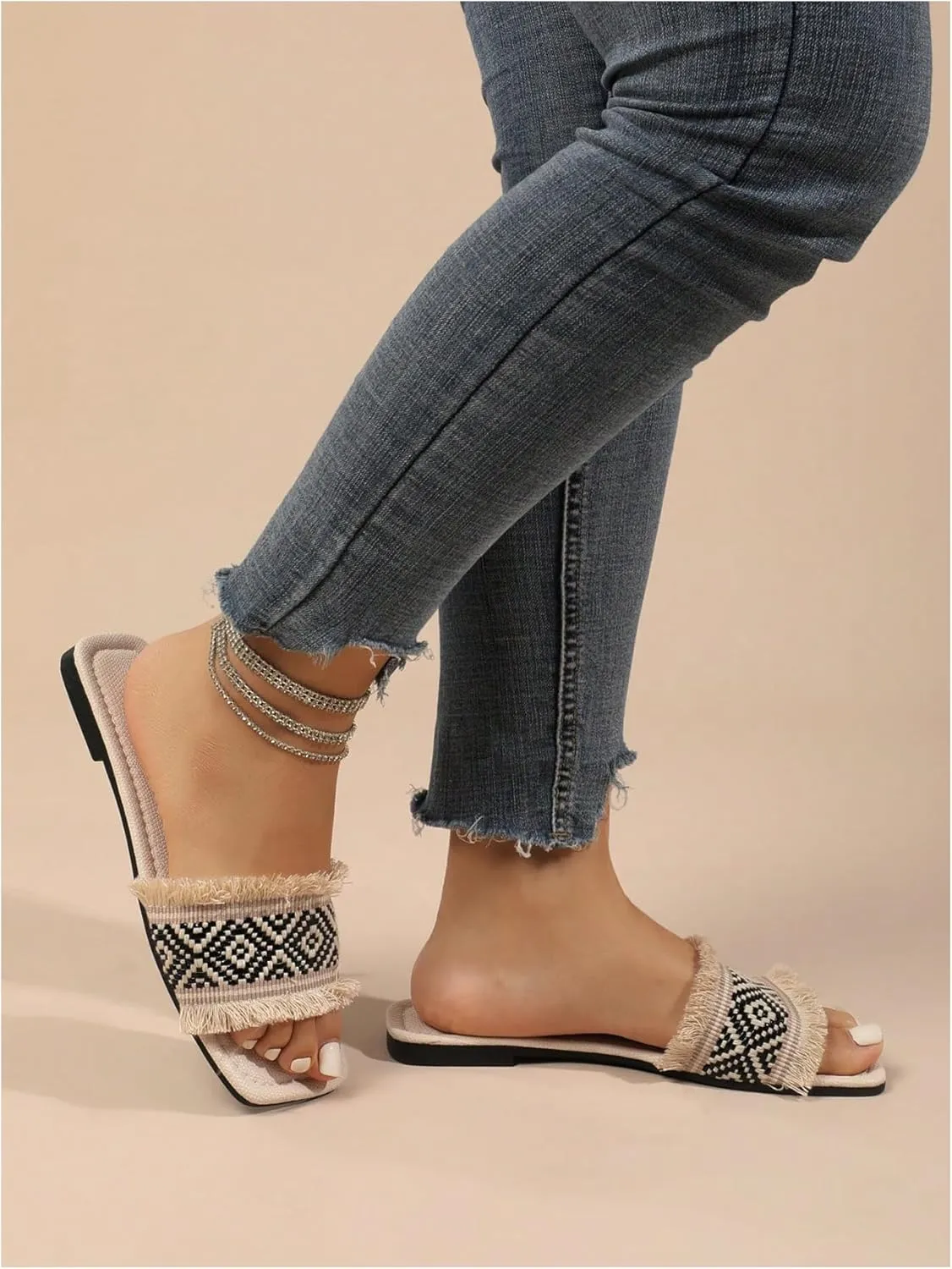 GORGLITTER Women's Fringe Boho Vacation Flat Sandals Braided Square Open Toe Flat ummer Beach Slide Sandals