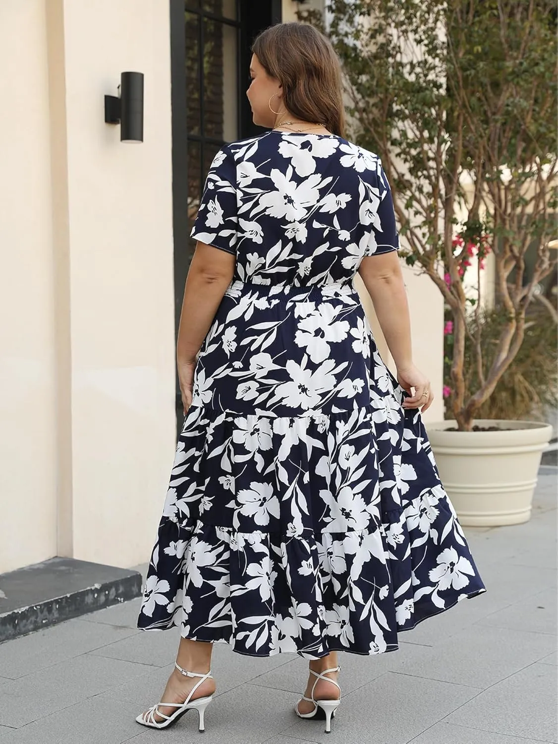 Keluummi Plus Size Summer Maxi Dresses for Curvy Women, Casual Floral A Line Tiered V Neck Dress with Empire Waist, Pockets