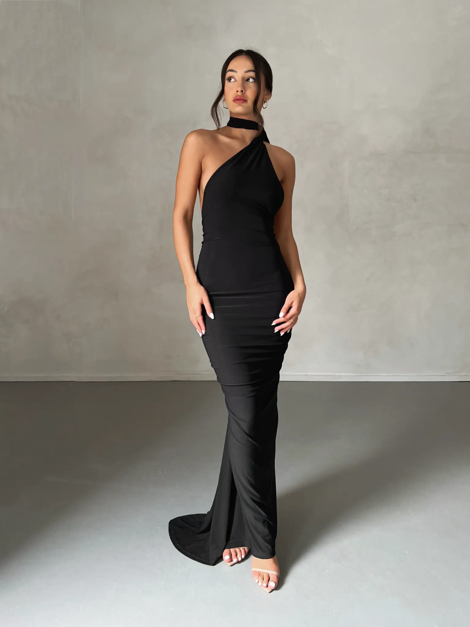 MÉLANI The Label CONSTANTINA Asymmetric Halterneck Midi Dress
