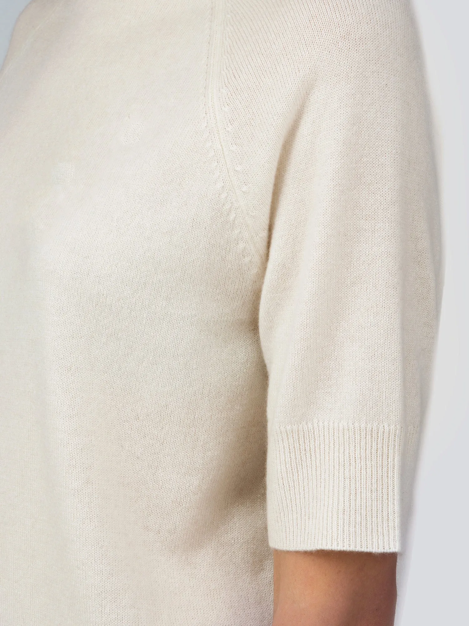 Mockneck Shortsleeve_Ivory