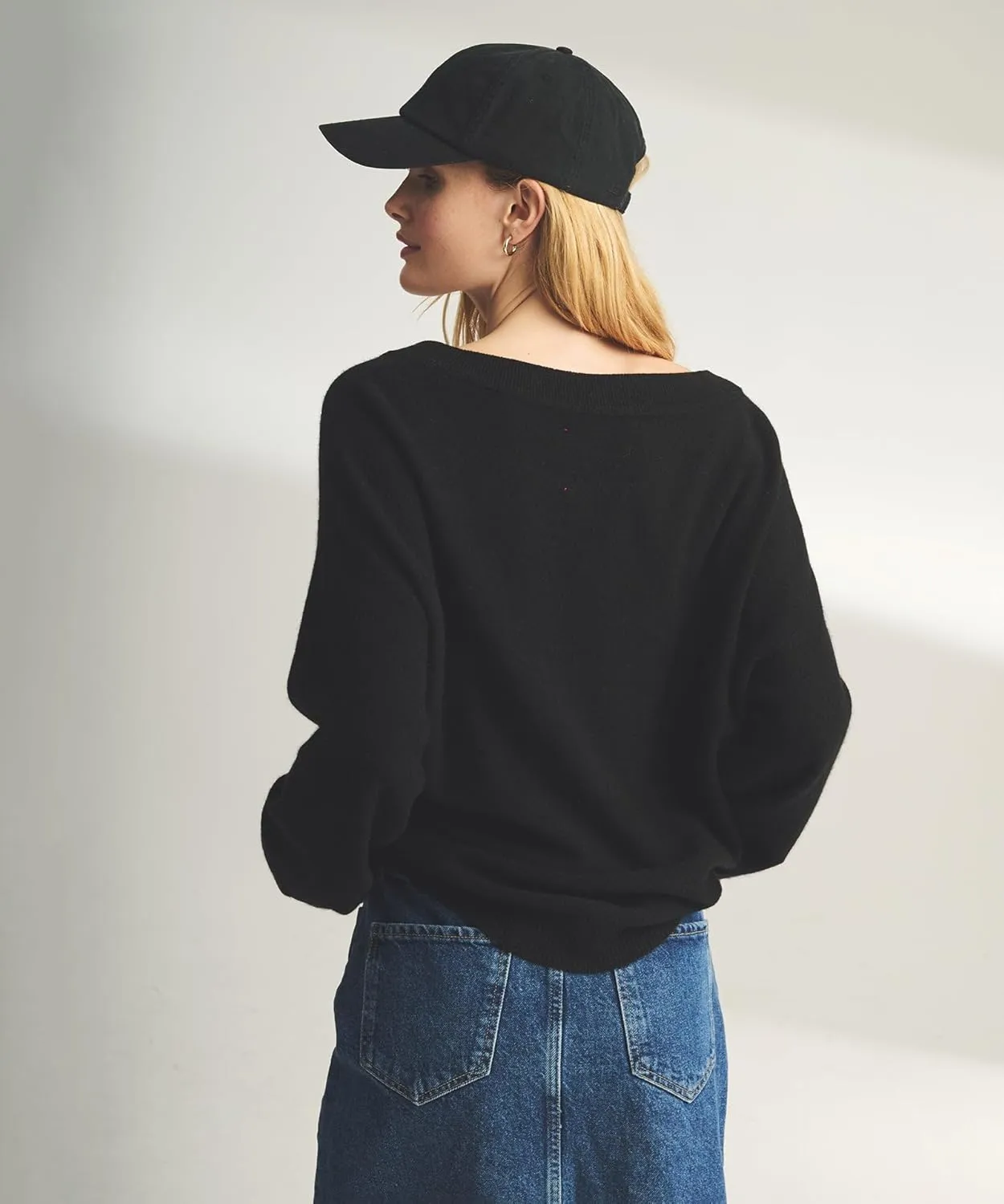 Women's Lightweight Reversible Cashmere Wide Neck Sweater