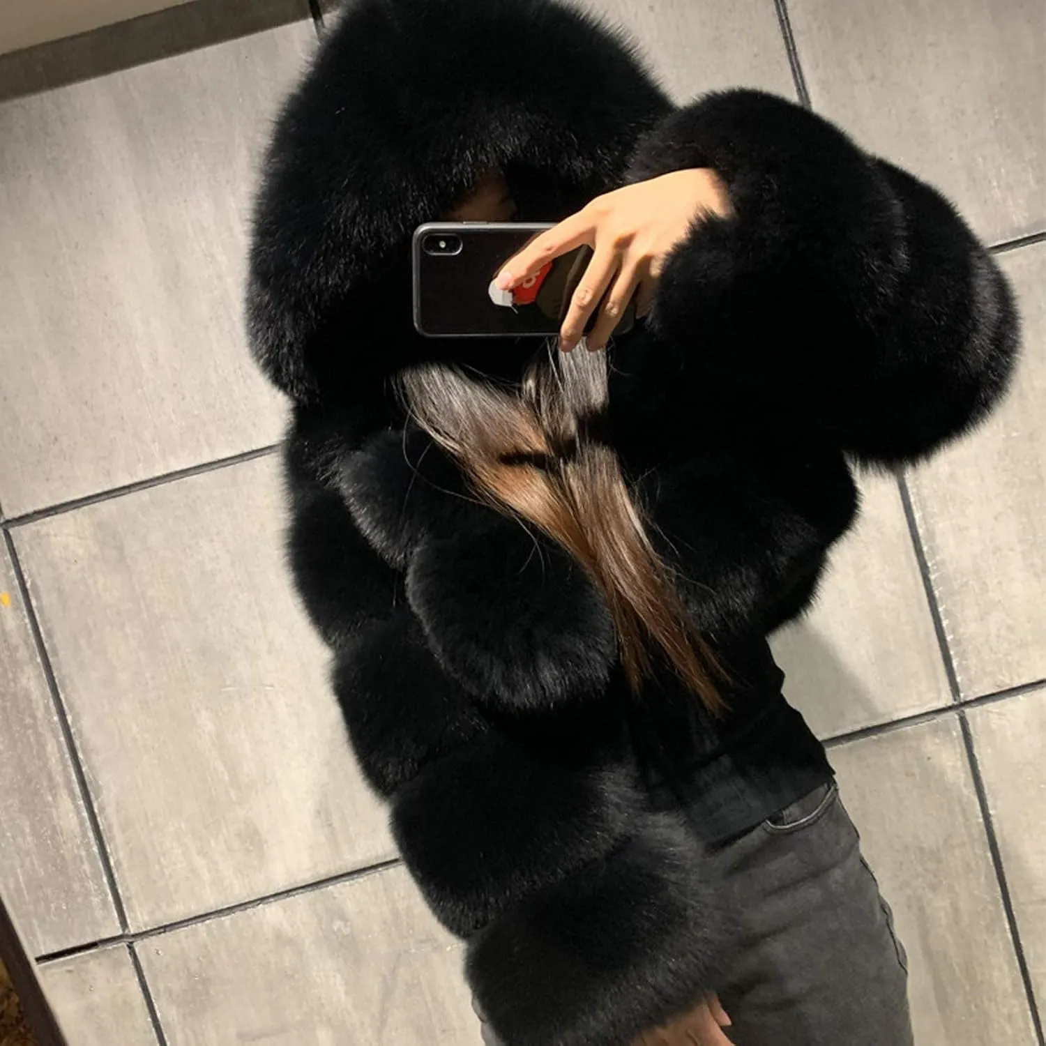 YRAETENM Womens Faux Fur Coat Trendy Zip Up Cropped Bubble Coats Long Sleeve Fleece Warm Short Winter Coats With Fuzzy Hoode